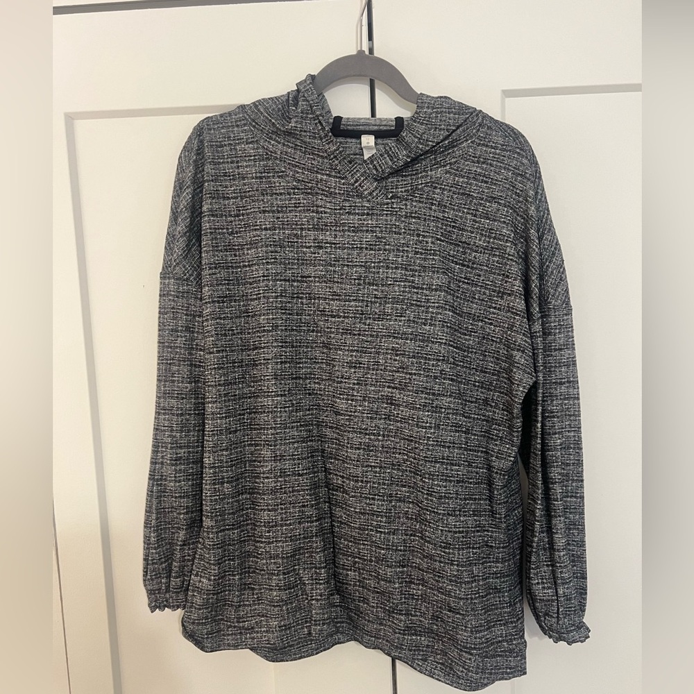 Lululemon athletic pull over hoodie jacket size 12, grey/black